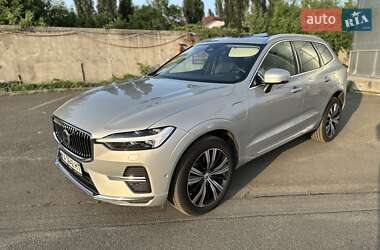 Внедорожник / Кроссовер Volvo XC60 2021 в 