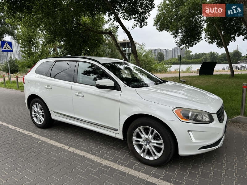 Внедорожник / Кроссовер Volvo XC60 2014 в Киеве