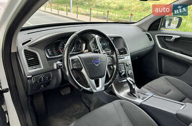 Внедорожник / Кроссовер Volvo XC60 2014 в 