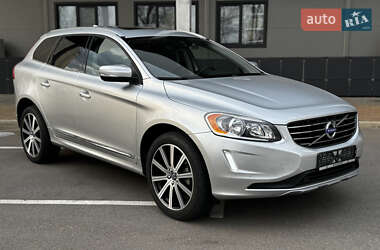Внедорожник / Кроссовер Volvo XC60 2015 в Киеве