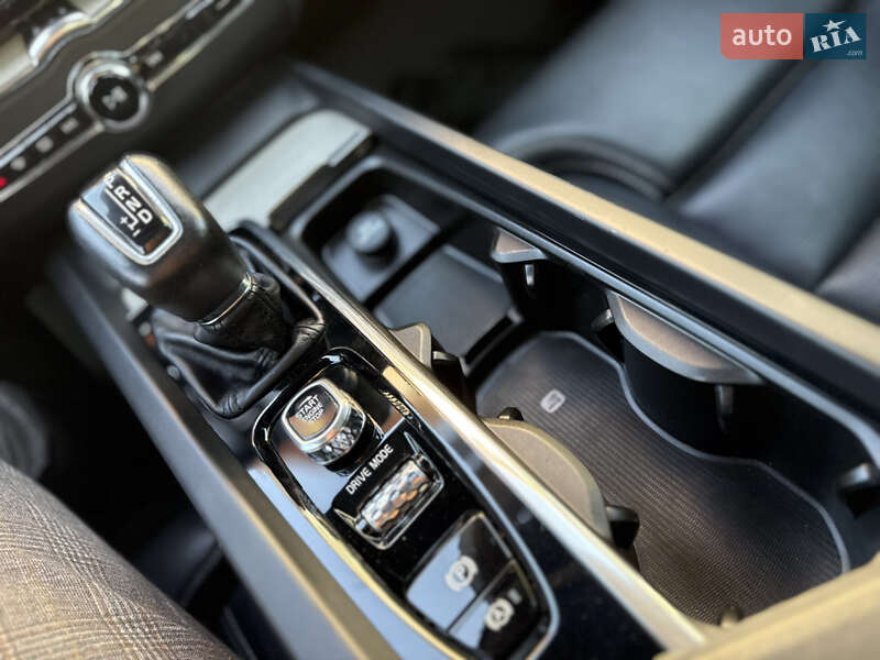 Позашляховик / Кросовер Volvo XC60 2018 в Дрогобичі