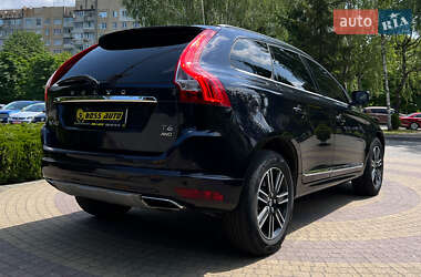 Внедорожник / Кроссовер Volvo XC60 2017 в 