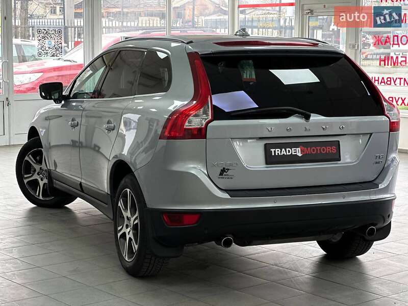 Внедорожник / Кроссовер Volvo XC60 2012 в Киеве
