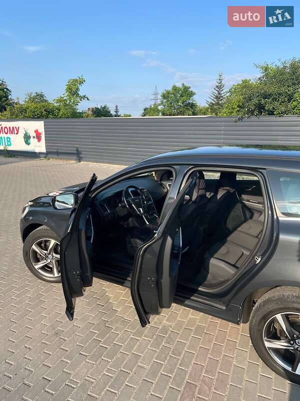 Внедорожник / Кроссовер Volvo XC60 2013 в Ивано-Франковске
