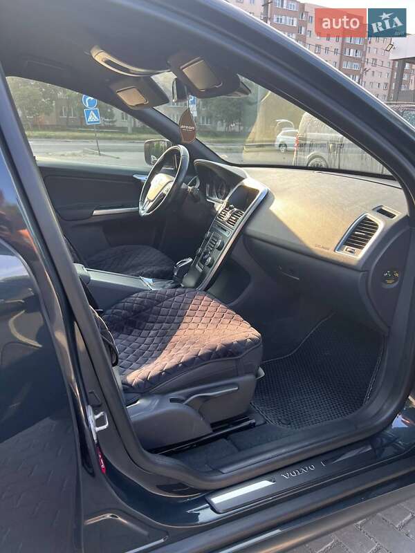 Внедорожник / Кроссовер Volvo XC60 2013 в Ивано-Франковске