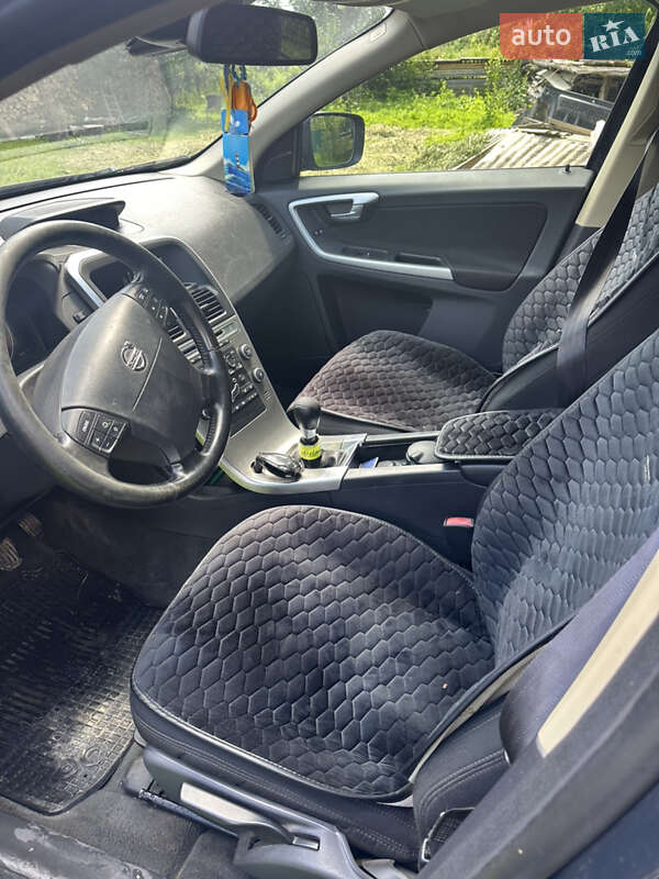 Внедорожник / Кроссовер Volvo XC60 2009 в Ивано-Франковске