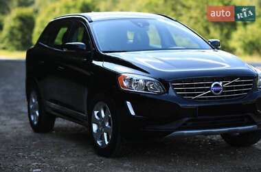 Внедорожник / Кроссовер Volvo XC60 2015 в 
