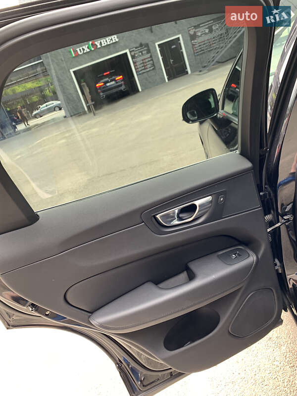 Позашляховик / Кросовер Volvo XC60 2021 в Броварах