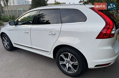 Внедорожник / Кроссовер Volvo XC60 2014 в 