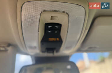 Внедорожник / Кроссовер Volvo XC60 2014 в 