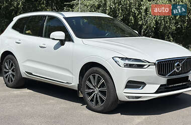 Внедорожник / Кроссовер Volvo XC60 2020 в 