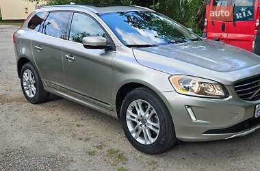 Внедорожник / Кроссовер Volvo XC60 2015 в 