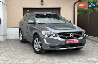 Внедорожник / Кроссовер Volvo XC60 2016 в 