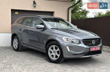 Внедорожник / Кроссовер Volvo XC60 2016 в 