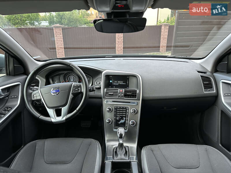 Внедорожник / Кроссовер Volvo XC60 2016 в Ивано-Франковске