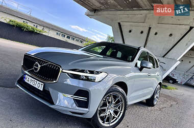 Внедорожник / Кроссовер Volvo XC60 2023 в 