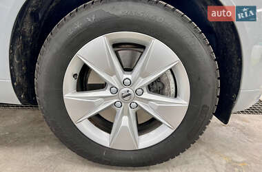 Внедорожник / Кроссовер Volvo XC60 2023 в 