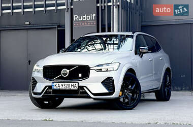 Внедорожник / Кроссовер Volvo XC60 2021 в 