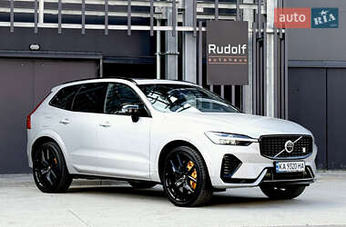 Внедорожник / Кроссовер Volvo XC60 2021 в 