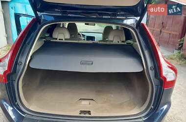 Внедорожник / Кроссовер Volvo XC60 2012 в 