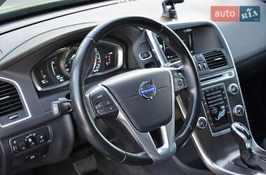 Внедорожник / Кроссовер Volvo XC60 2014 в 