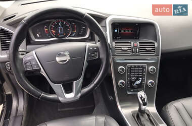 Внедорожник / Кроссовер Volvo XC60 2015 в 