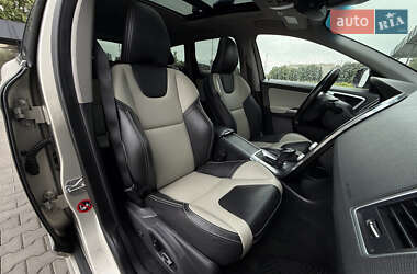 Внедорожник / Кроссовер Volvo XC60 2016 в 