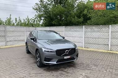 Внедорожник / Кроссовер Volvo XC60 2021 в 
