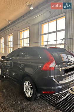 Позашляховик / Кросовер Volvo XC60 2017 в Житомирі