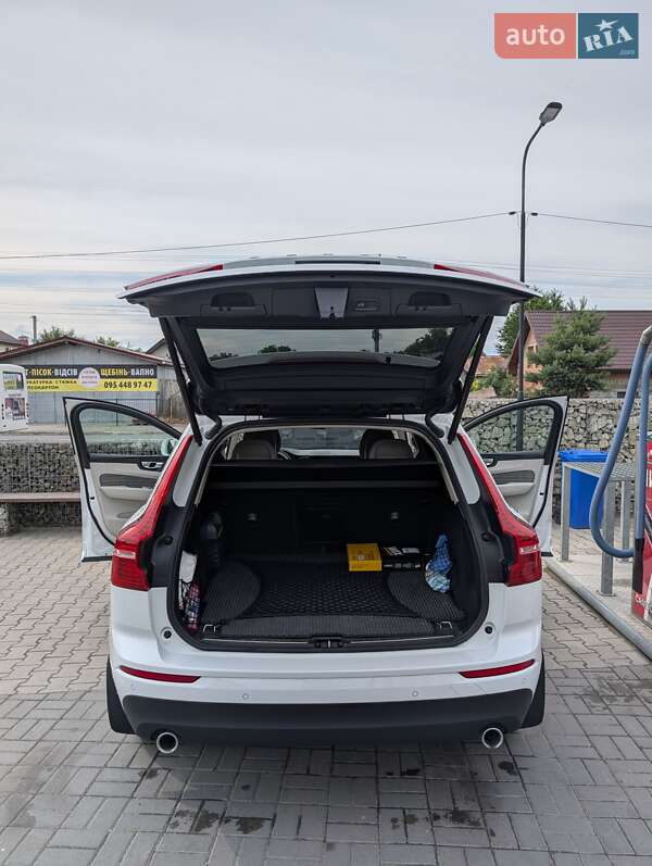 Внедорожник / Кроссовер Volvo XC60 2017 в Ивано-Франковске