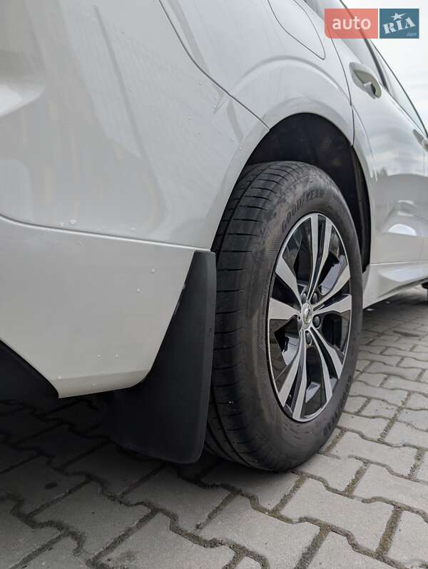 Внедорожник / Кроссовер Volvo XC60 2017 в Ивано-Франковске