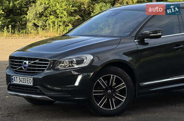 Внедорожник / Кроссовер Volvo XC60 2016 в 