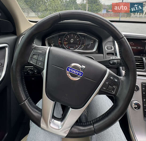 Внедорожник / Кроссовер Volvo XC60 2017 в Снятине фото 9 Внедорожник / Кроссовер Volvo XC60 2017 в Снятине