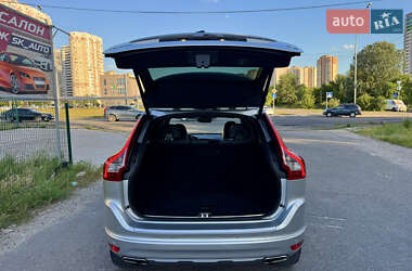 Внедорожник / Кроссовер Volvo XC60 2015 в 