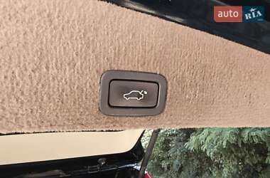 Внедорожник / Кроссовер Volvo XC60 2012 в 