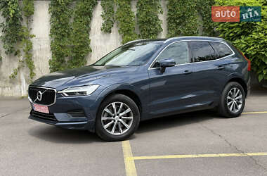 Внедорожник / Кроссовер Volvo XC60 2019 в 