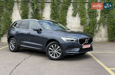 Внедорожник / Кроссовер Volvo XC60 2019 в 