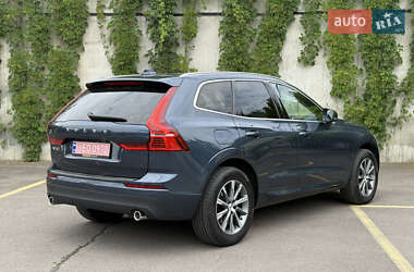 Внедорожник / Кроссовер Volvo XC60 2019 в 