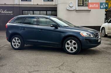Внедорожник / Кроссовер Volvo XC60 2009 в 