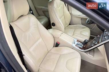 Внедорожник / Кроссовер Volvo XC60 2009 в 