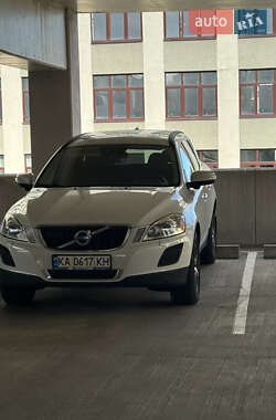 Внедорожник / Кроссовер Volvo XC60 2011 в Киеве