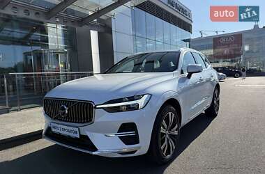 Внедорожник / Кроссовер Volvo XC60 2022 в Киеве