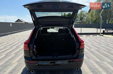 Позашляховик / Кросовер Volvo XC60 2019 в 