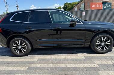 Позашляховик / Кросовер Volvo XC60 2019 в 
