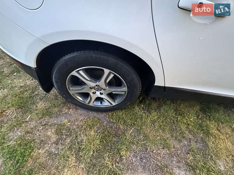 Внедорожник / Кроссовер Volvo XC60 2011 в Киеве