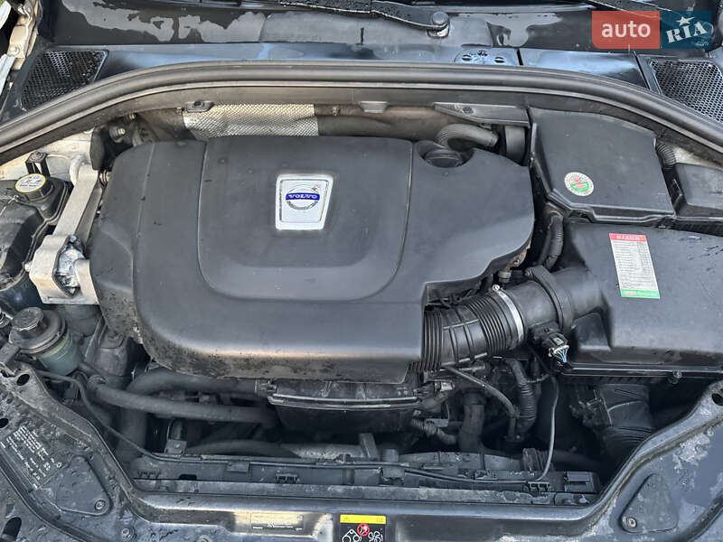 Внедорожник / Кроссовер Volvo XC60 2011 в Киеве
