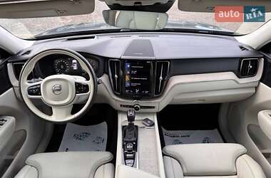 Внедорожник / Кроссовер Volvo XC60 2021 в 