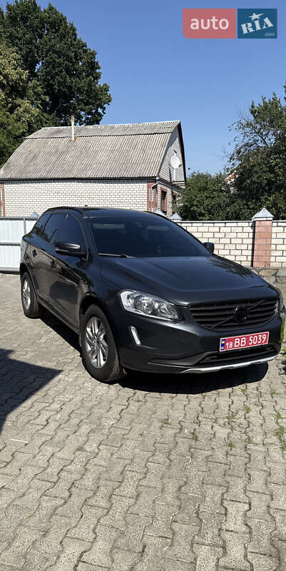 Позашляховик / Кросовер Volvo XC60 2017 в 