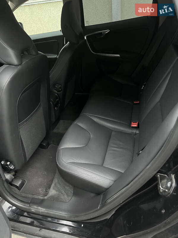 Внедорожник / Кроссовер Volvo XC60 2012 в Здолбунове фото 8 Внедорожник / Кроссовер Volvo XC60 2012 в Здолбунове