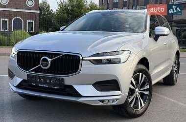 Внедорожник / Кроссовер Volvo XC60 2020 в 